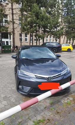 Toyota Corolla cena 68500 przebieg: 68655, rok produkcji 2018 z Warszawa małe 16